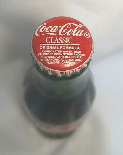 Christmas 1998 COCA-COLA BOTTLE COLLECTIBLE 8OZ Full Unopened - Picture 9 of 11