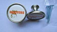 Hooters Cabinet Knobs, Hooters Logo Cabinet Pulls / kitchen knobs, hooters