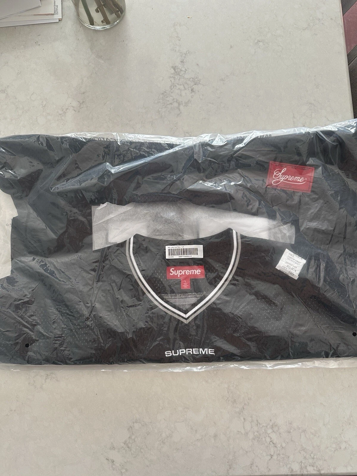 Maillot de football Supreme FW24 côte jacquard noir taille LARGE neuf EN MAIN