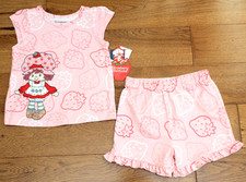 New STRAWBERRY SHORTCAKE PAJAMAS Girls 4 4T Pink PJs Retro Classic Shorts Shirt