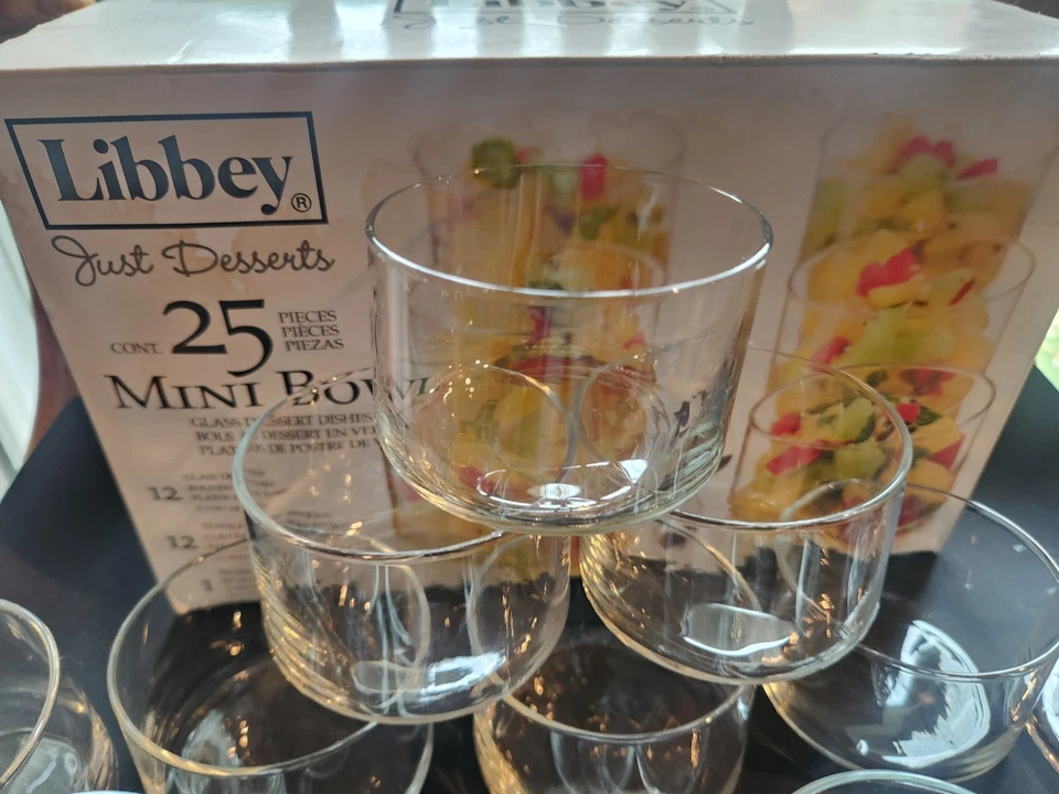 LIBBEY JUST DESSERTS 25 PIECE MINI BOWL SET W/SPOONS & RECIPE CARD  - Image 3 of 4