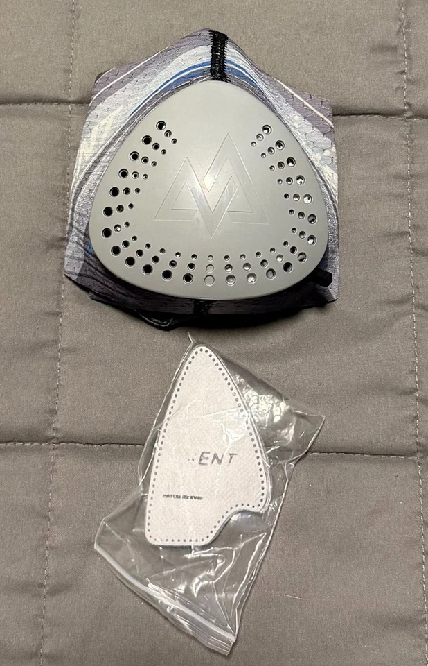 NWOT Vent Training Mask With Filters (Never Used) - Image 4 of 4