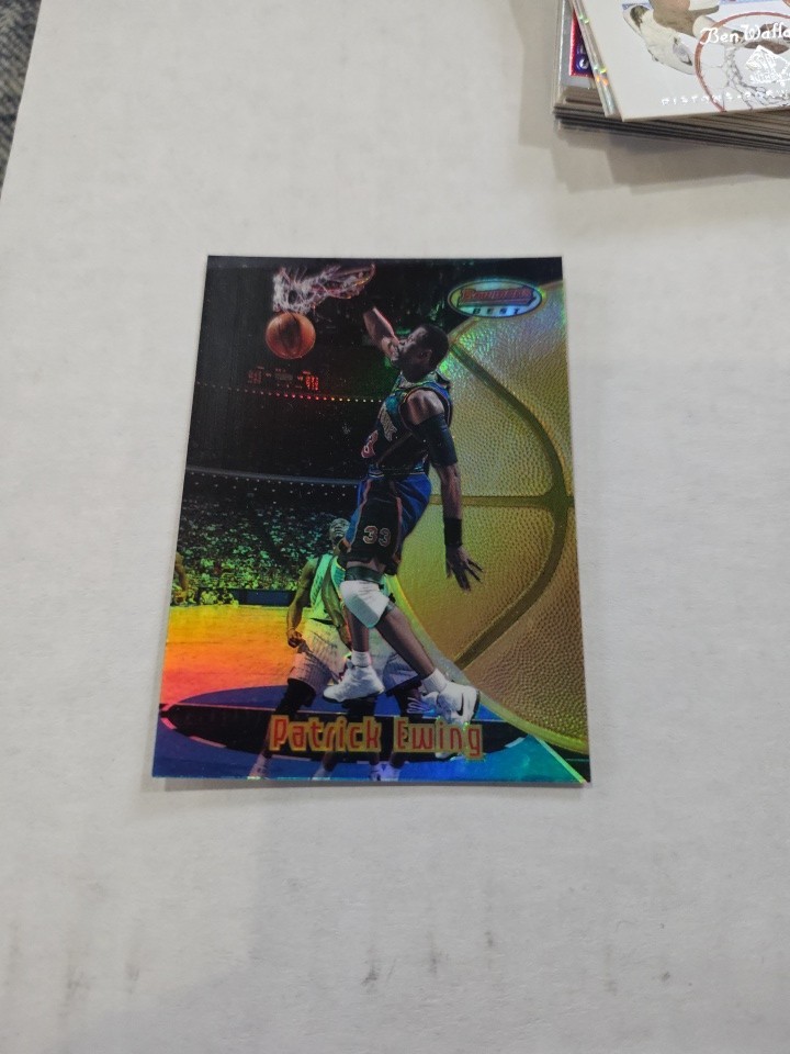 1997-98 Bowman's Best - Patrick Ewing #37 Refractor
