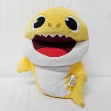Pinkfong Baby Shark Song Puppet with Tempo Control Yellow Interactive Plush Toy