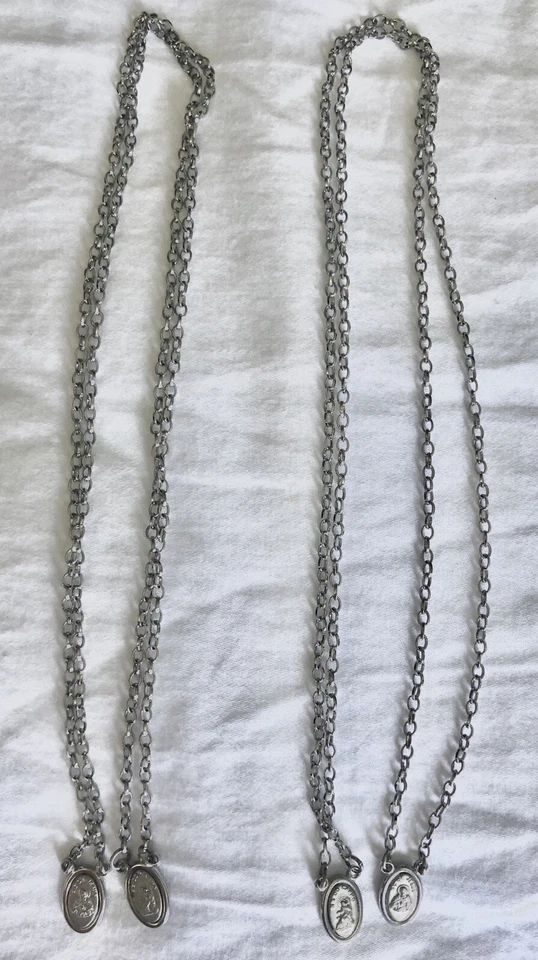 2 Collar Jesús y Virgen María Capas Plata Fe Dije Nuevo.