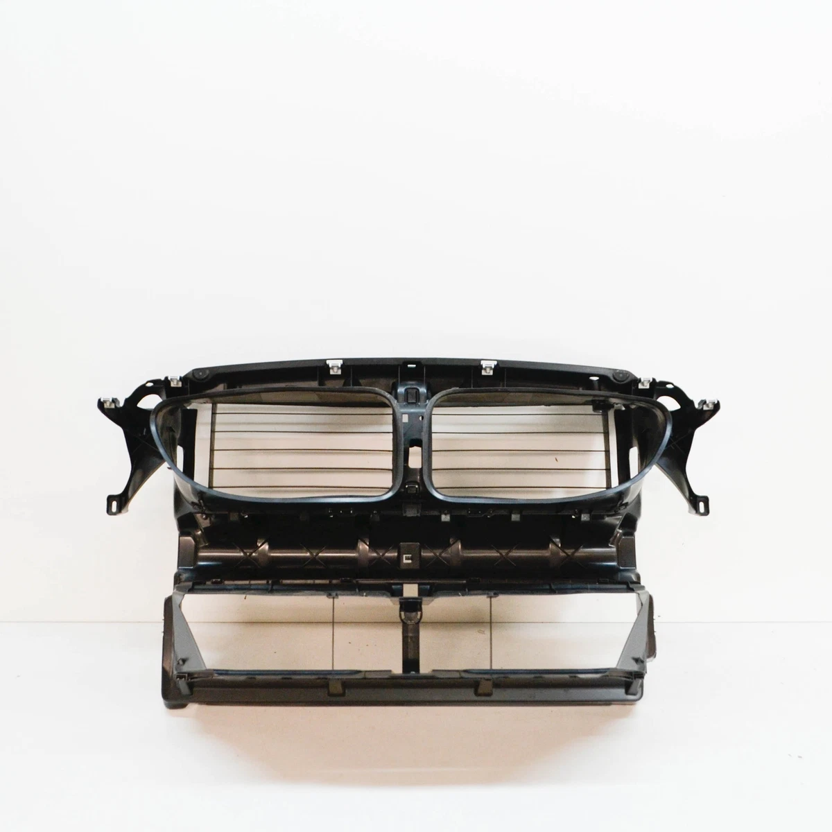 BMW 6 F06 Front Radiator Air Duct 51647211508 7211508 2016 New  