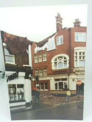 Vintage Postkarte Hurrikanschaden am Eisenbahnhotel Southend on Sea 1987 sehr guter Zustand