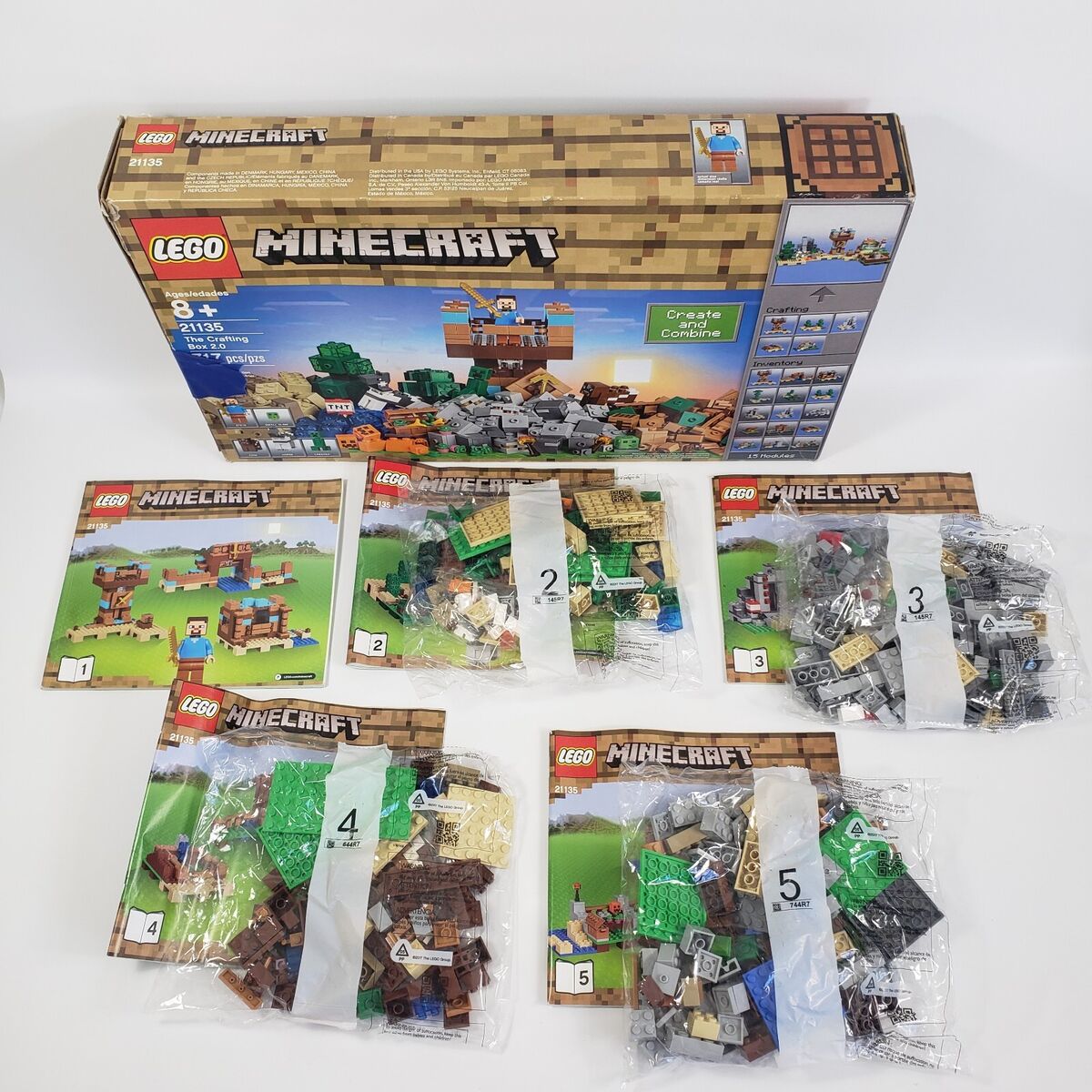 LEGO Minecraft The Crafting Box 2.0 21135 (717 Pieces) 