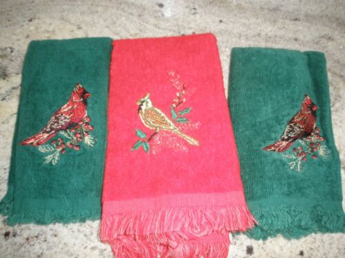 Vintage Set of 3 Cardinal Birds Finger Towels Briggs & Other Fringes (SU53) - Picture 1 of 3
