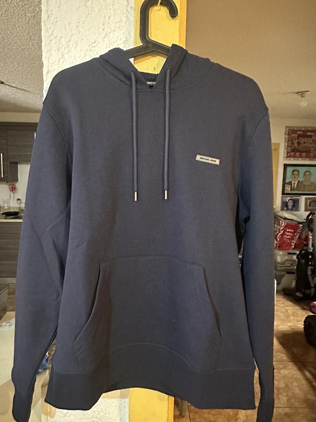 Picture 1 of 2