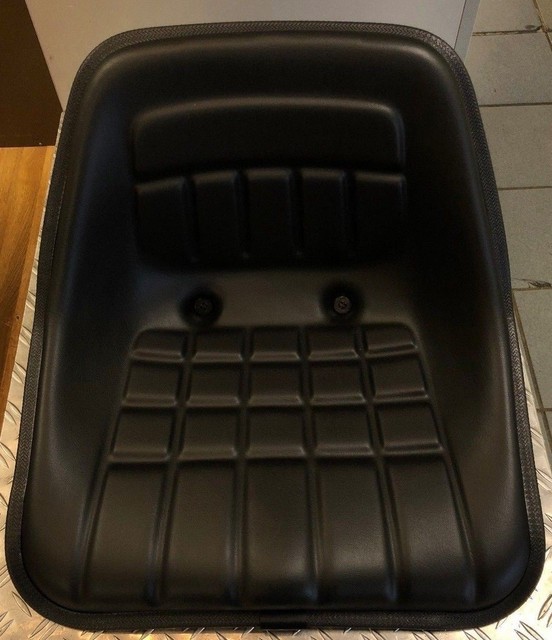 Genuine John Deere Lawn Tractor Seat AM108802 455 655 670 770 856 955