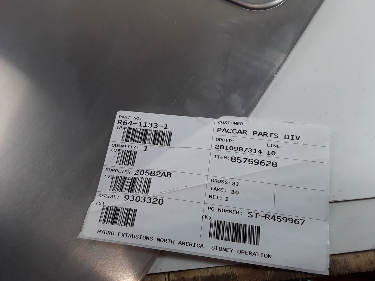 Kenworth Outer Cab Door Outside Panel LH R64-1133-1 Fast Free