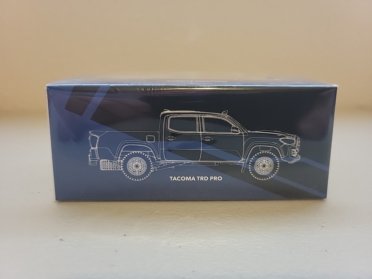 GCD DieCastTalk Exclusive Toyota Tacoma Voodoo Blue TRD PRO