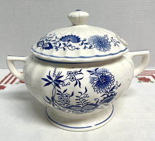 Vintage Blue Onion Pattern Ceramic Footed Covered Soup Tureen