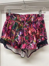 EUC Lululemon Hotty Hot High Rise Shorts 2.5" Hyper Flow Pink Multi Black Sz 6