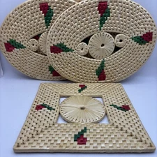 Set of 4 Woven Raffia Trivet Hot Plate Holders~3 Oval & 1 Square