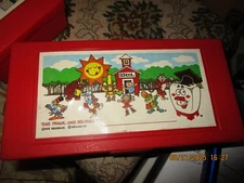 1979 Kelloggs School Supplies Center Red Plastic Pencil Box Case w NEW PENCILS