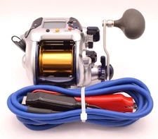 Shimano 04 Dendou Maru 3000XT Electric Fishing Reel w/ power cord Excellent+++