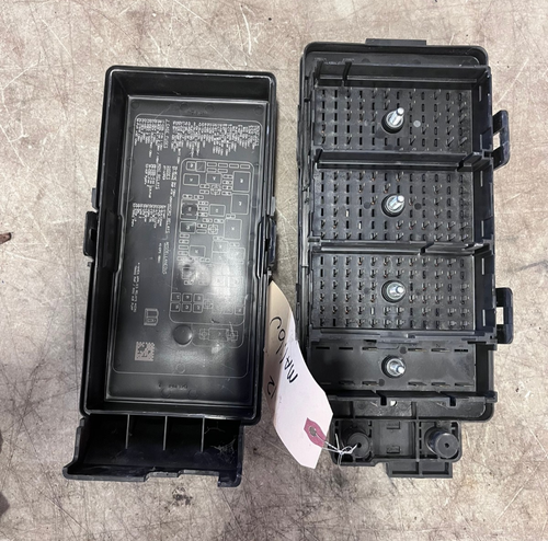 2008-2012 Chevrolet Malibu Engine Fuse Box Relay Fuses #3705 - Picture 2 of 2