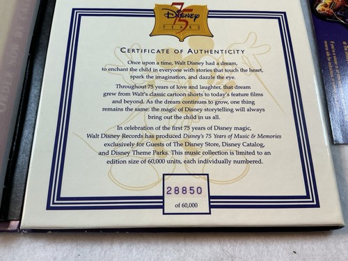 Disney's 75 Years of Music and Memories 3 CD Box Set - Bild 4 von 7