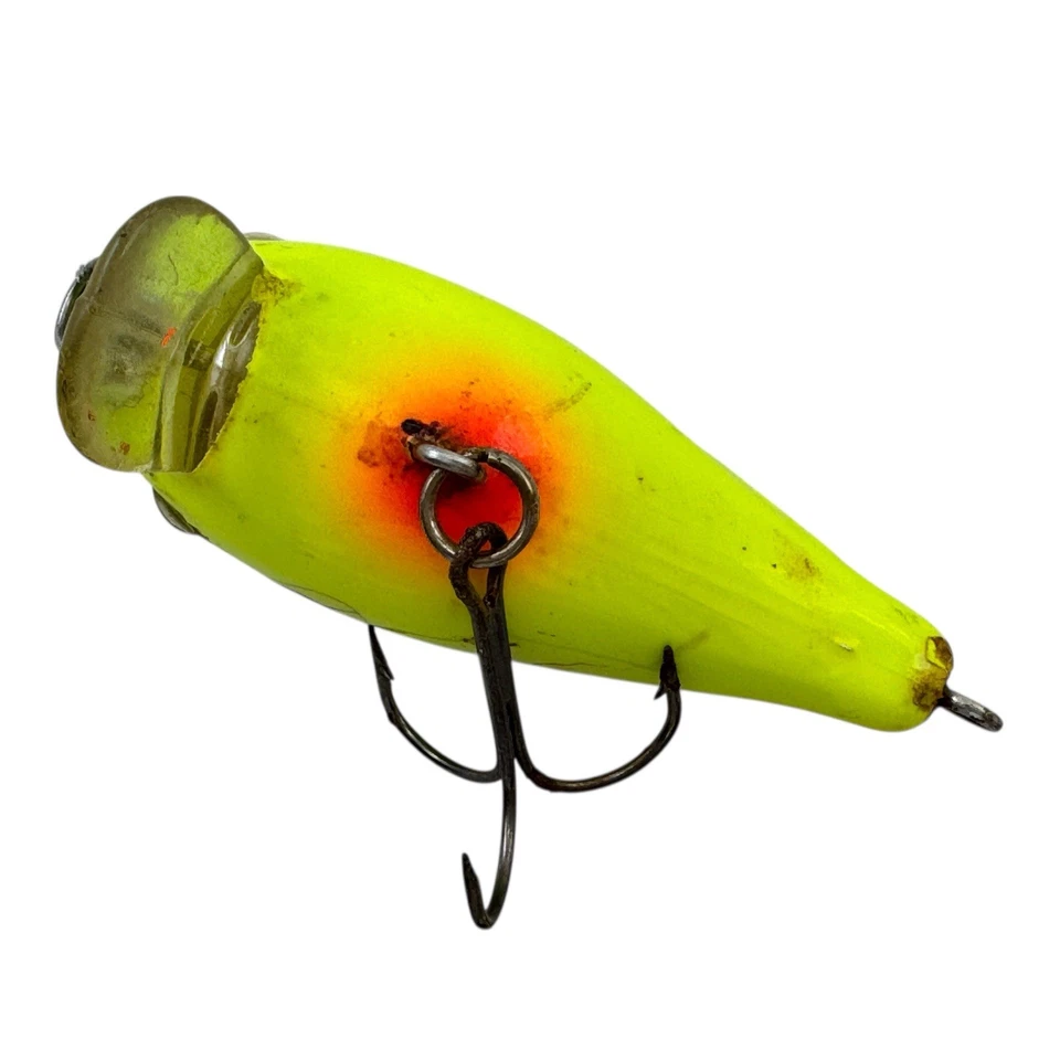 CHARTREUSE CRANKBAIT • MANN'S BAIT CO BABY  1- VINTAGE FISHING LURE • FISHER - Image 3 of 4