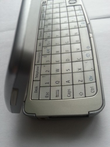 Nokia 9300 Communicator móvil maniquí imitación retro vintage accesorio decoración modelo - Imagen 2 de 2