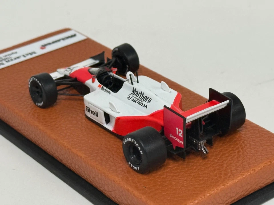 1/43 McLaren M4/4 de 1988 temporada F1 Ayrton Senna base de cuero JPN213 Foto 2 de 4