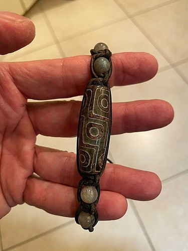 Tibetan Nine Eyed DZI Carved Agate Bead W / Labradorite Shamballa Style Bracelet - Picture 7 of 9