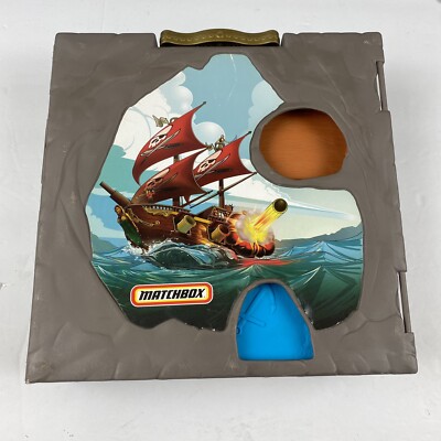 Matchbox K7524 Fold & Go Pop Up Playset Pirate Ship Gray 2006