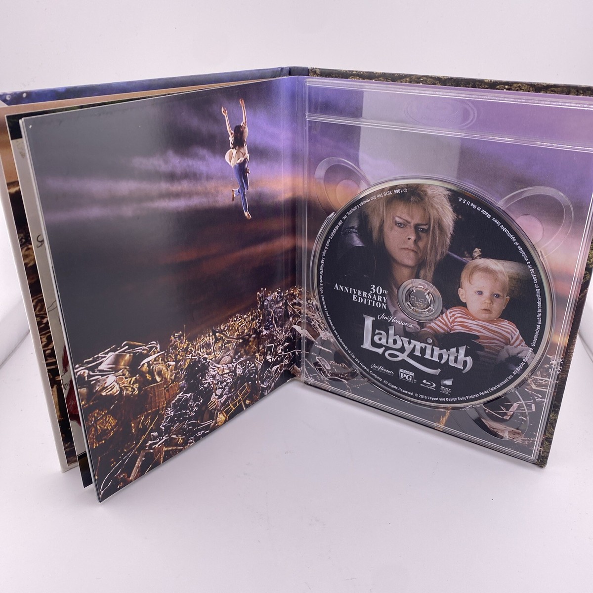 Labyrinth [Blu-ray](中古品) Labyrinth (Blu-ray, 2016, 30th Anniversary Edition Digibook w