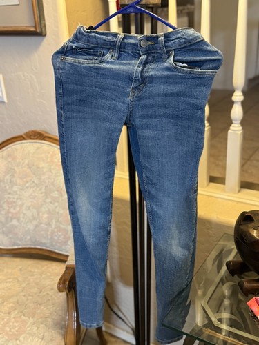 Levis 502 regular taper blue jeans, 10 regular 25 waist 25 length w/free ship!