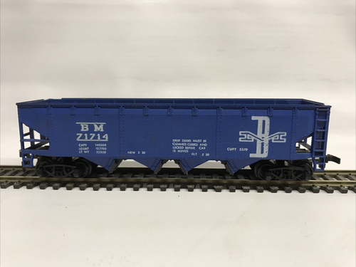HO Scale AHM 5272D Boston & Maine 4 Bay Hopper BM 71714 - Picture 3 of 6