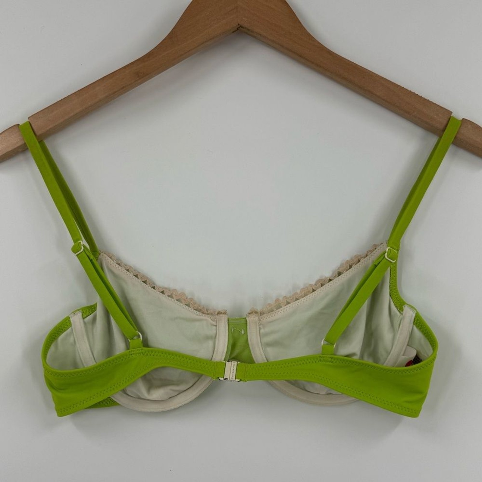 Solid & Striped The Daphne Underwire Bikini Top i… - image 4