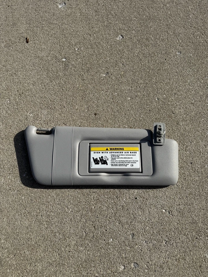 01-07 Mercedes W203 C230 C320 Parasol Delantero Derecho Parasol Gris OEM Foto 3 de 4