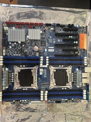 Gigabyte MD70-HB0 DDR4 EATX Server Motherboard