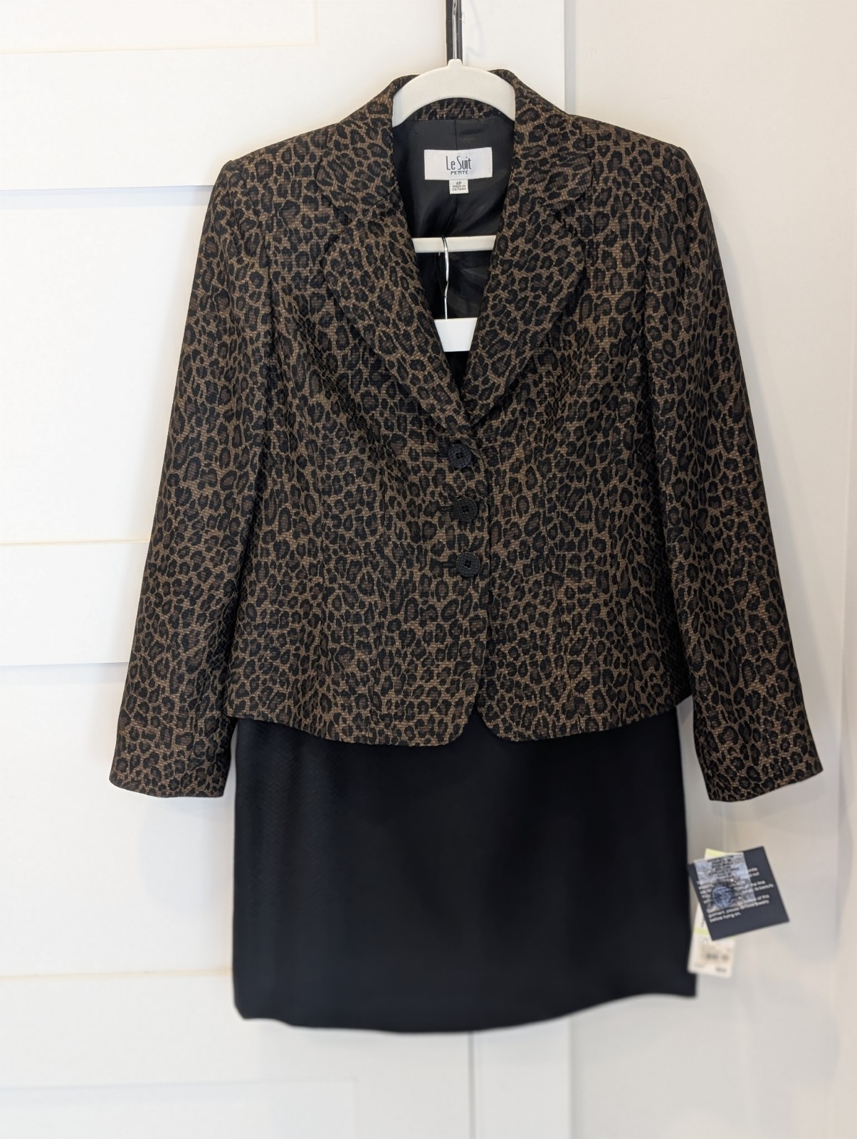 LE SUIT Womens BLACK BRONZE 2PC ANIMAL PRINT SKIRT SUIT SZ 4P Lined NWT