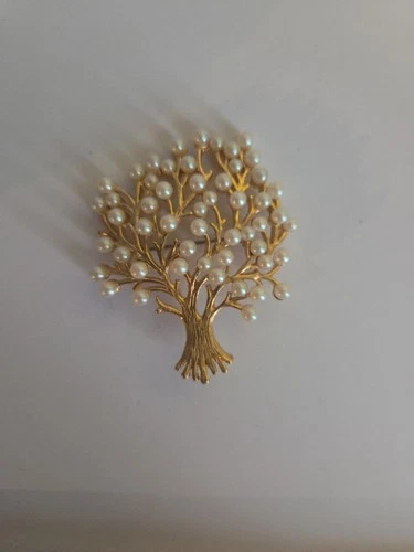 Vintage Gold Tone Faux Pearl Tree Brooch/pin, Costume Jewelry!