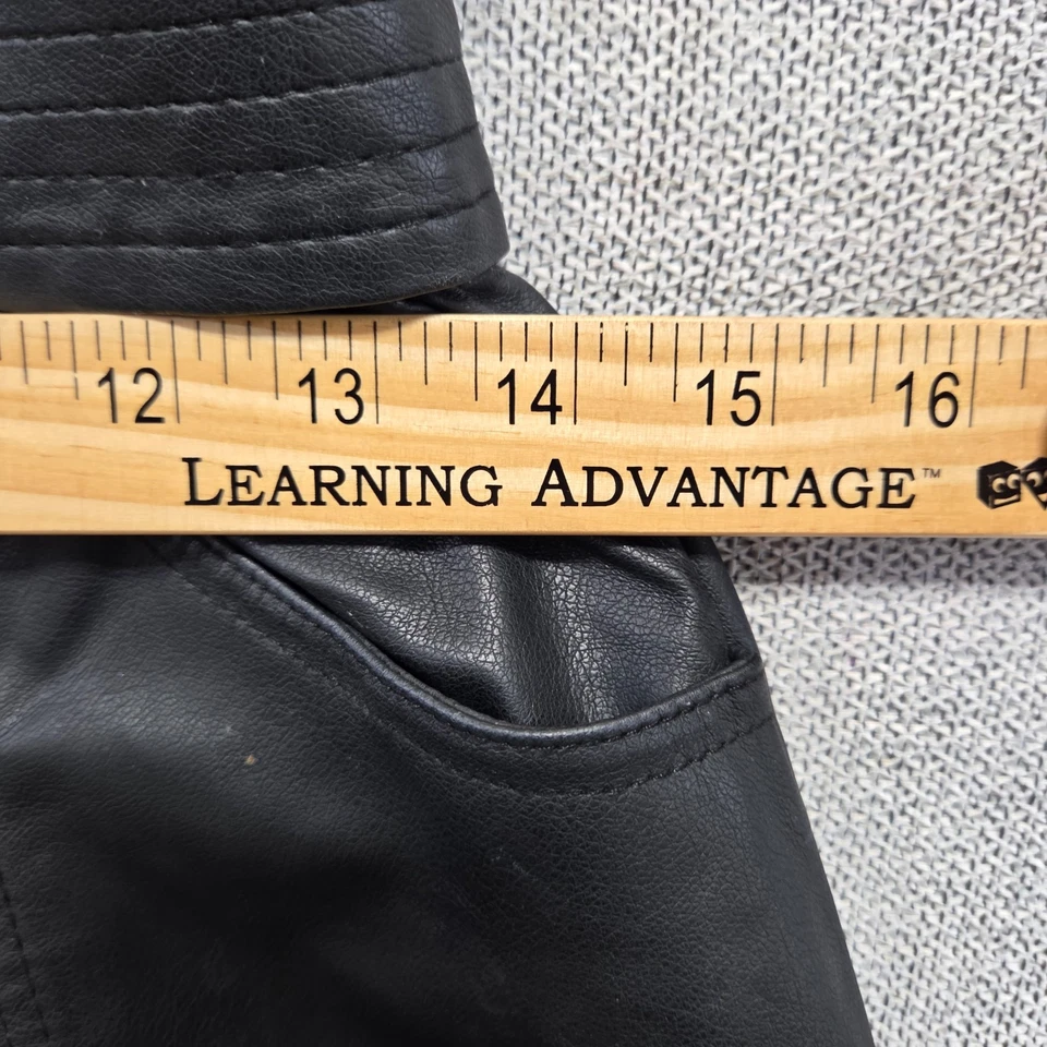 Zara Black Faux Leather Shorts Womens Size XS Belted Pockets Regular Fit - Image 2 of 4