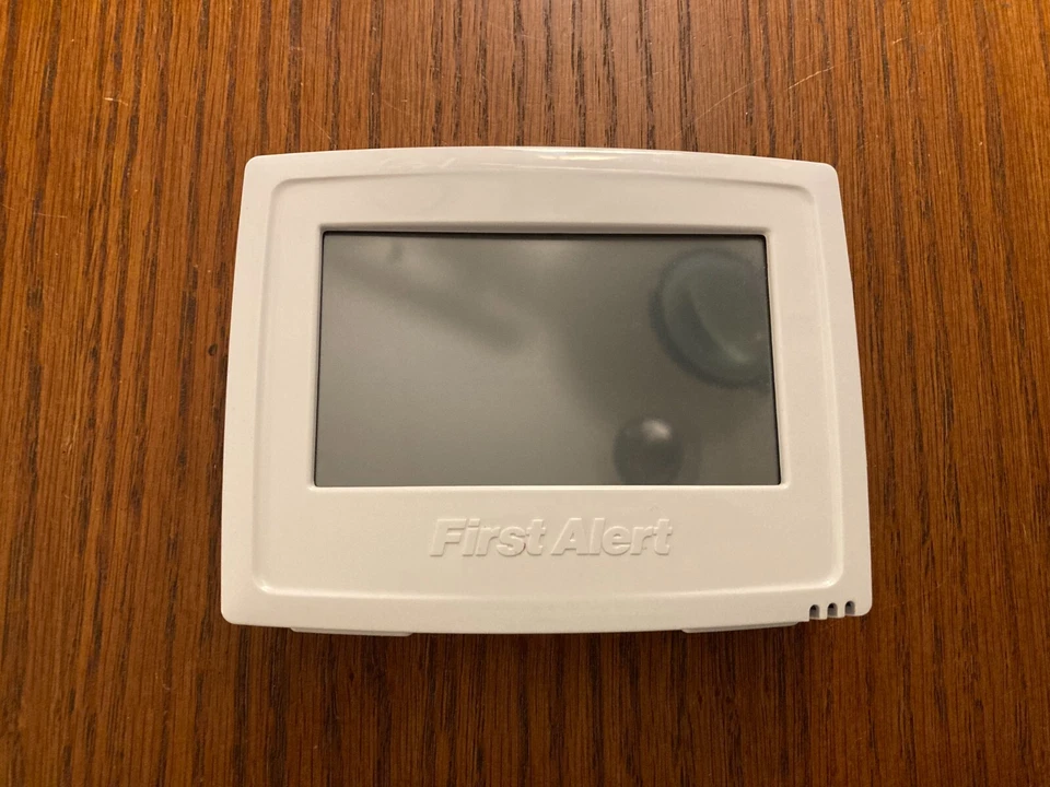 First Alert Onelink Wi-fi Thermostat Therm-500 - Image 3 of 4