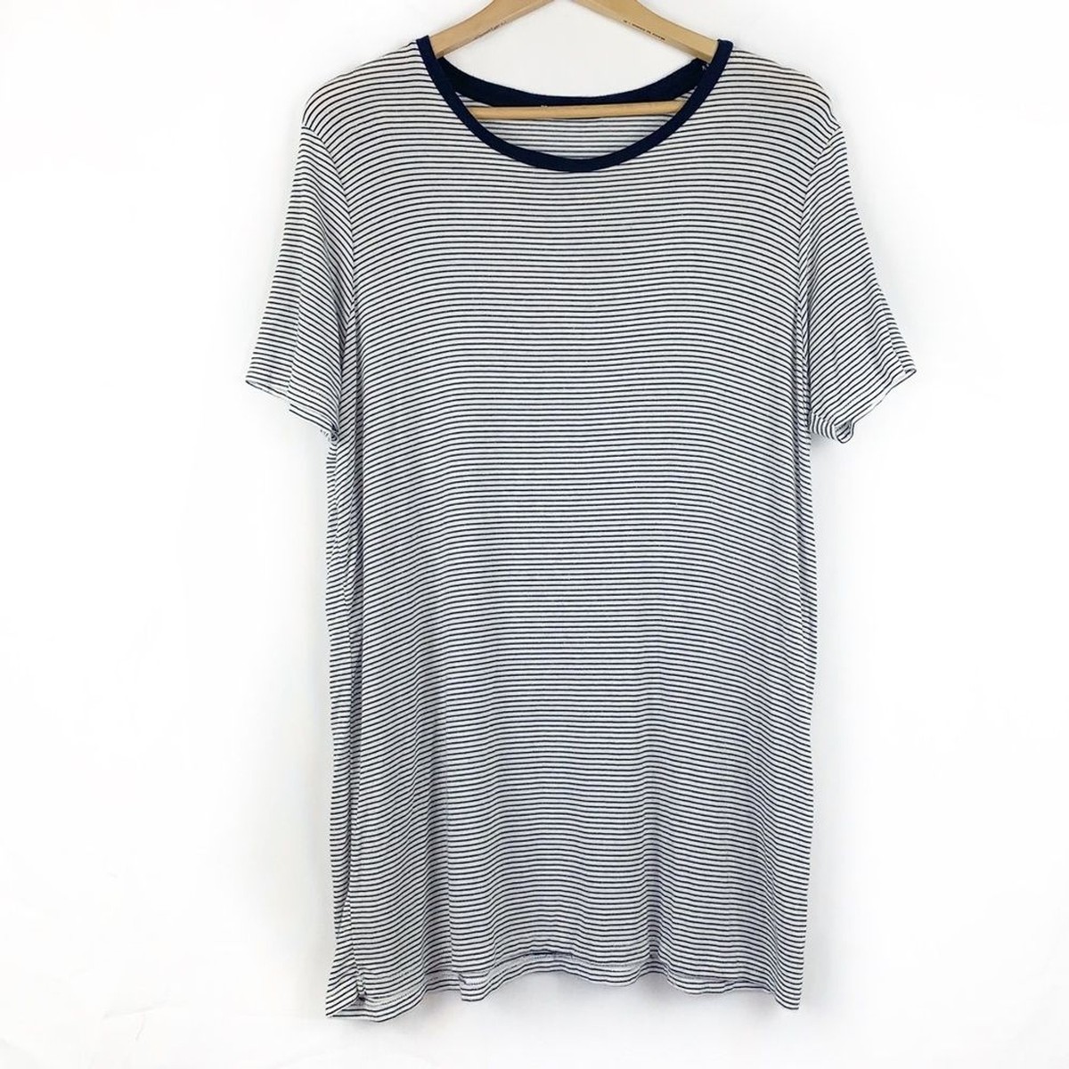brandy melville tee shirt dress Brandy Melville T-shirt dress. Very well worn, no