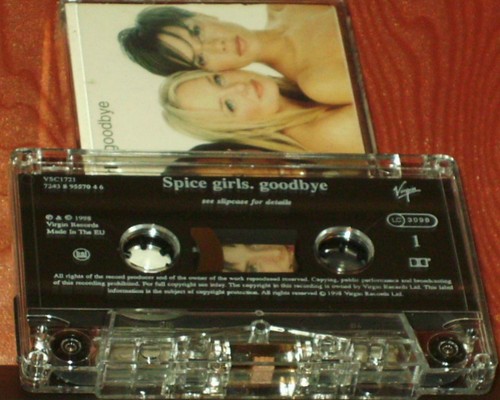SPICE GIRLS GOODBYE CASSETTE SINGLE 3 TRACK VIRGIN inc. live We Are Family - Picture 2 of 6