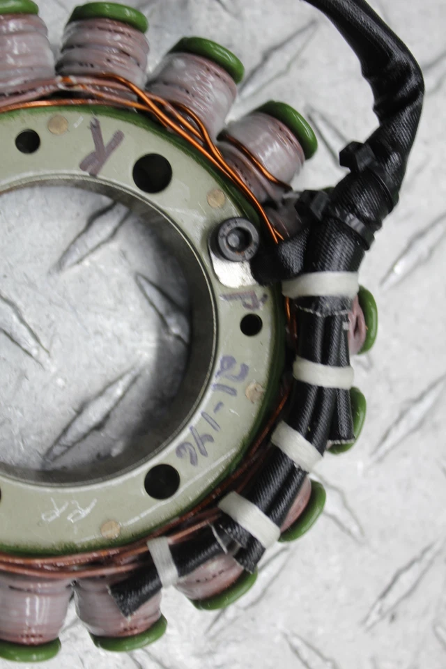 Estator eléctrico Honda VT500 FT 1983-1986 ASCOT/VT500C Shadow Ricks Motorsport Foto 2 de 4