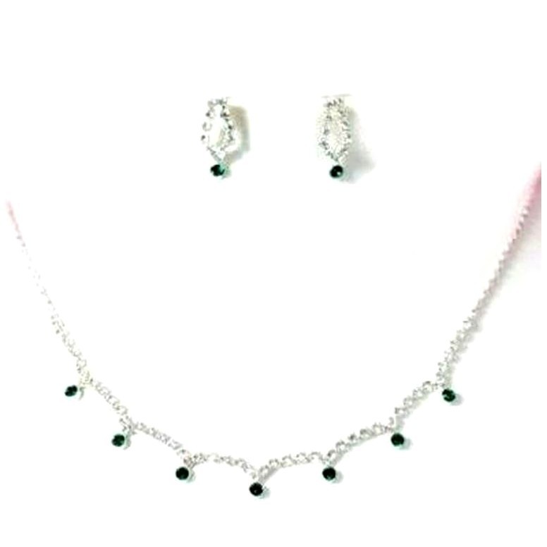 Parure bijou mariage argenté cristal anti-allergique pour sublimer les peaux sensibles