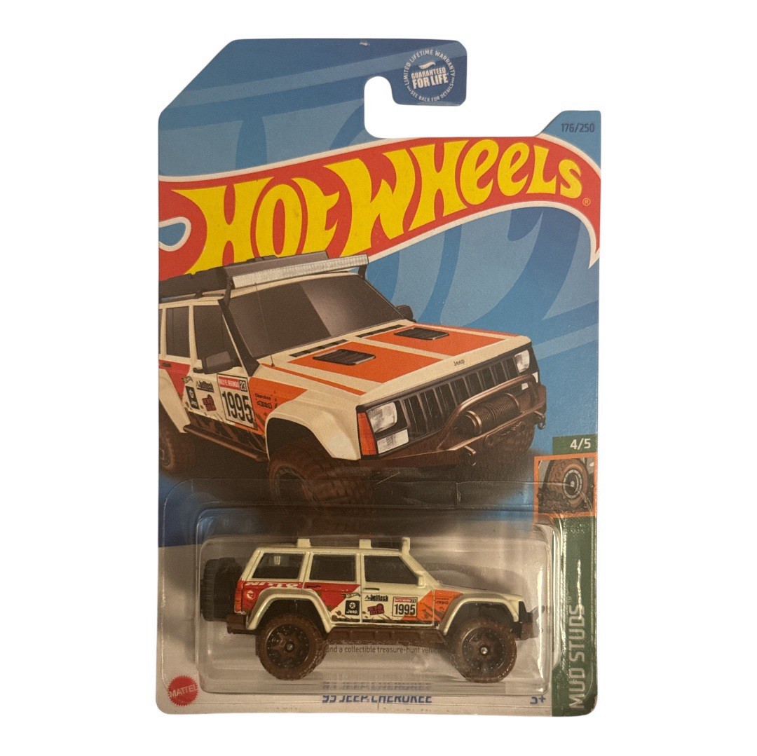 2023 Hot Wheels Treasure Hunt 95 Jeep Cherokee Mud Studs 176/250