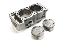 YAMAHA TRX 850 1996 1999 ENGINE CYLINDER AND PISTONS 4UN1131000