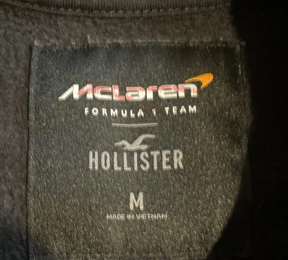 Sudadera Hollister McLaren Cars 1970 M14A Gráfica Talla Mediana Foto 3 de 4