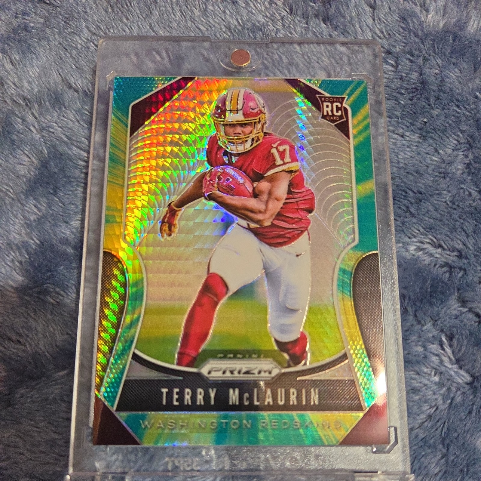 2019 Panini Prizm - Rookies Terry McLaurin #353 Hyper Prizm 38/175 (RC)