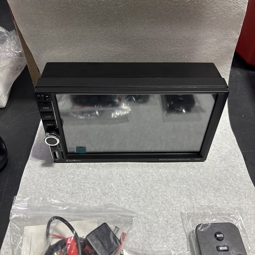 Double Din Car Stereo 7" LCD 1080p Touchscreen TV With Rearview Camera - Picture 2 of 8