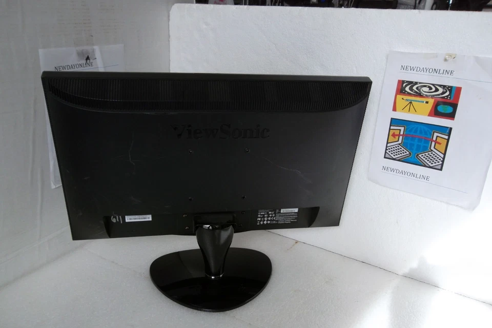 ViewSonic VX2439wm 24" LED Monitor w/Speakers 1080p Full HD DVI VGA HDMI VS12841 - Image 3 of 4