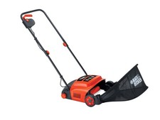 Black and Decker GD300 Lawnraker 30cm 600W Garden Lawn Rake Scarifier Moss Box